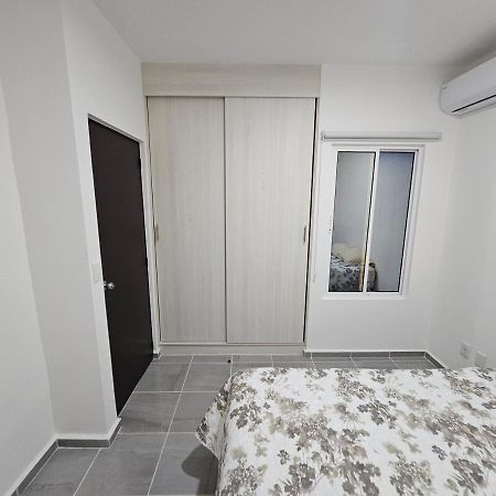 Comodo Departamento En Playa Del Carmen Exteriör bild