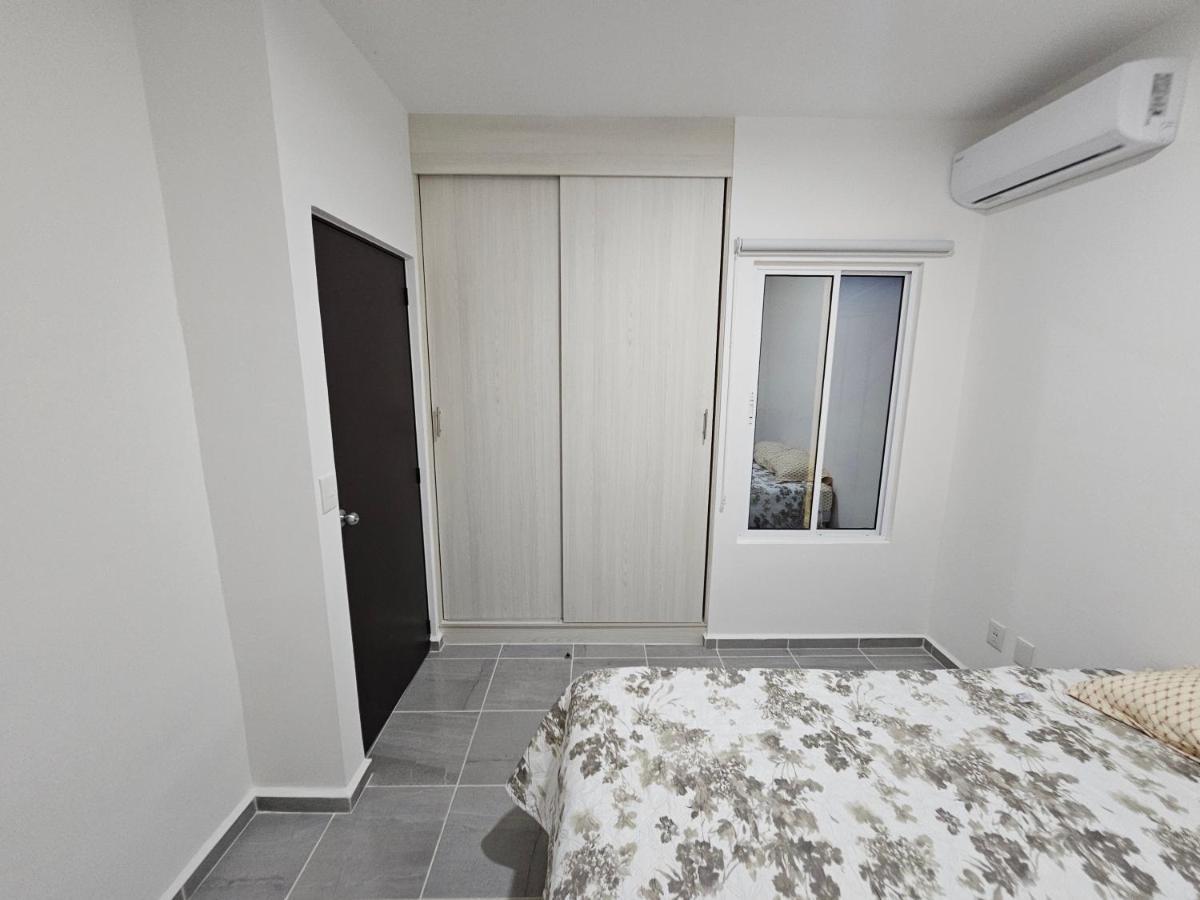 Comodo Departamento En Playa Del Carmen Exteriör bild